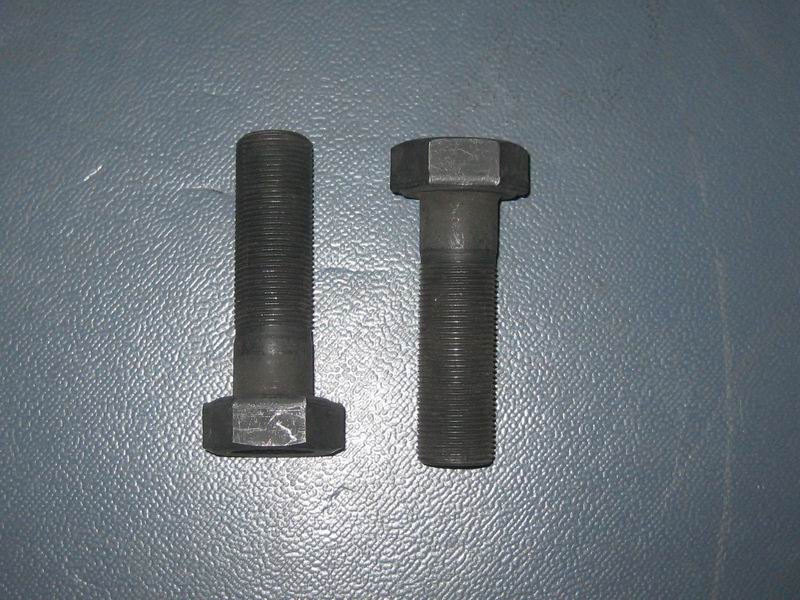 Steering knuckle bolts-1