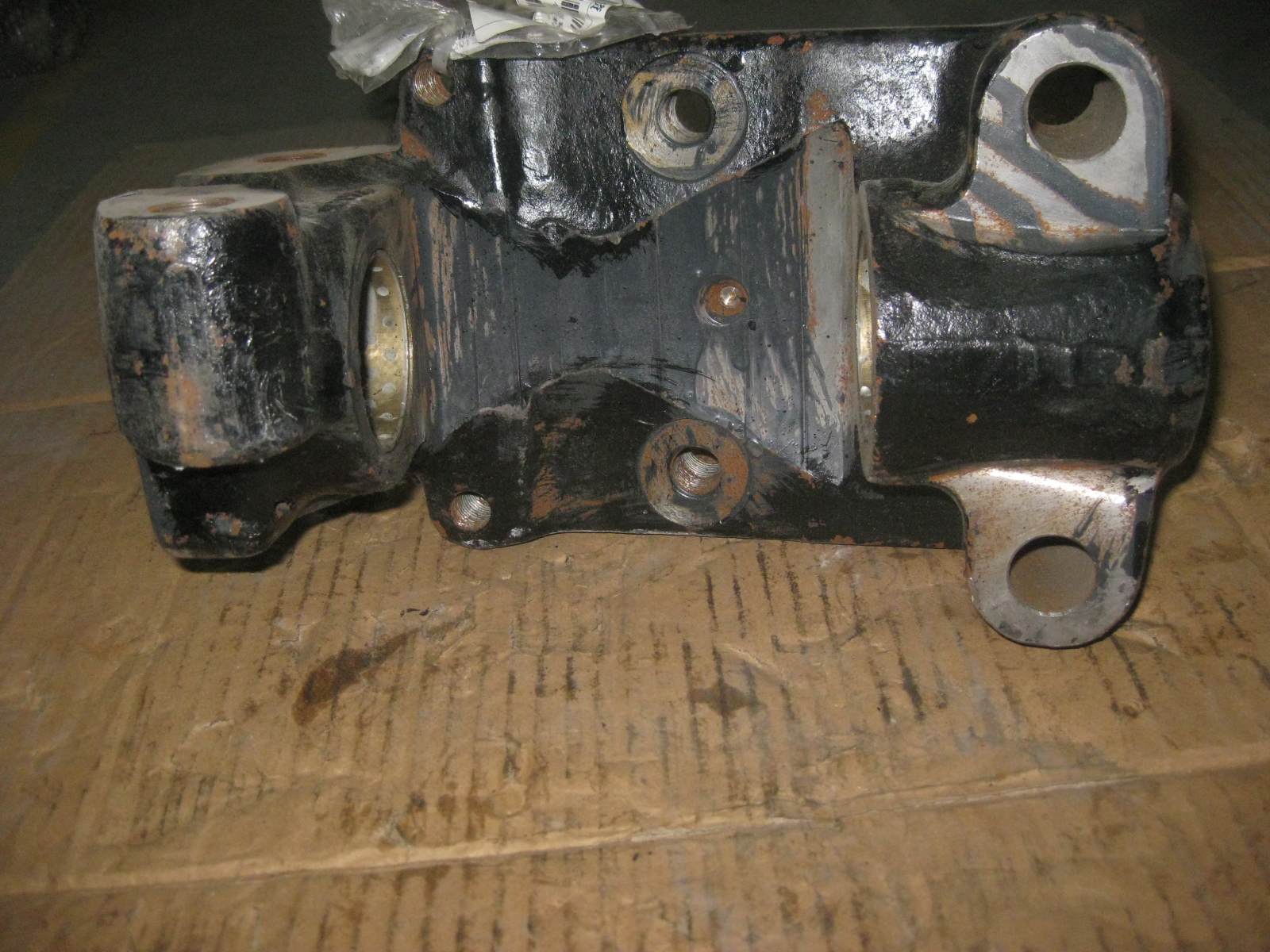 Steering joint assembly, left, 5.5T, drum/φ47/full bushing-4