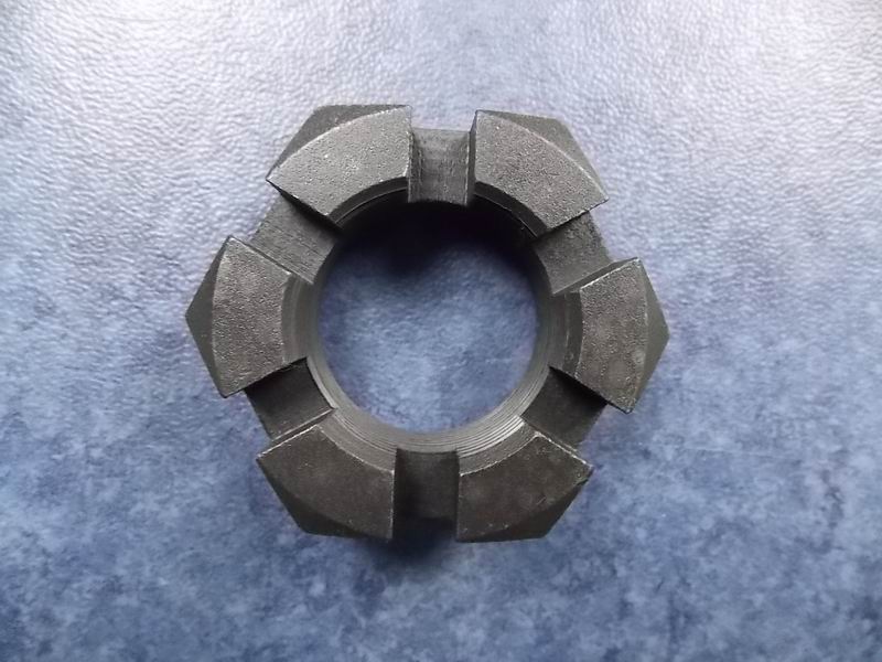 Контргайка рулевого шарнира