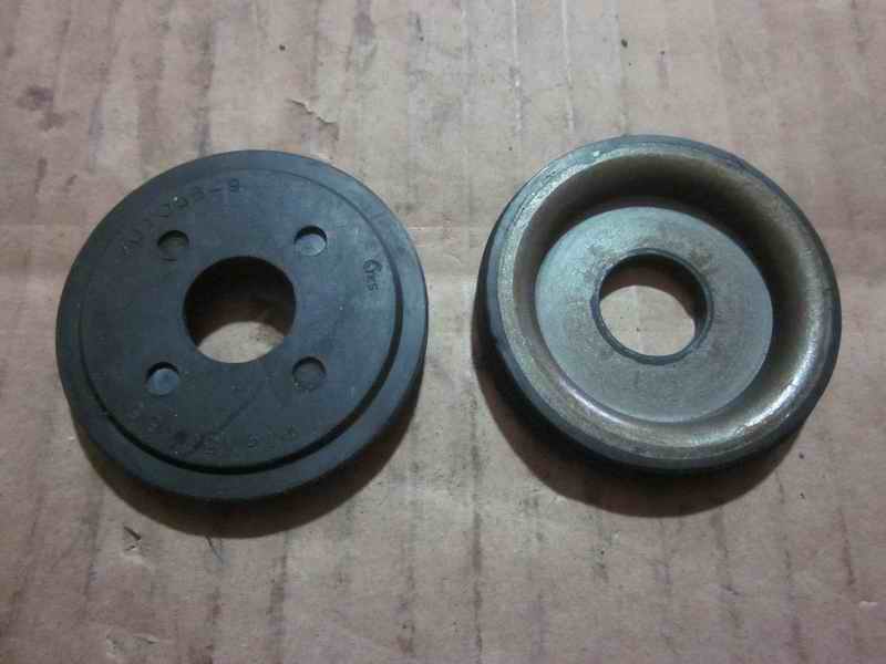 King pin blocking assembly