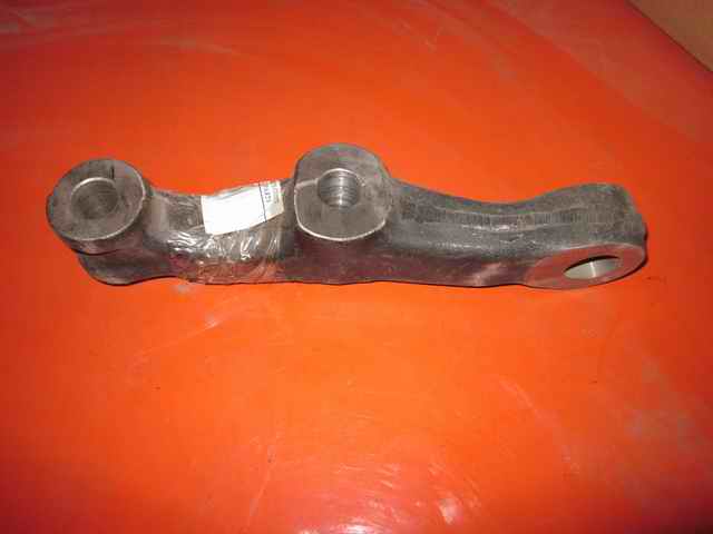 Right cross-lever arm