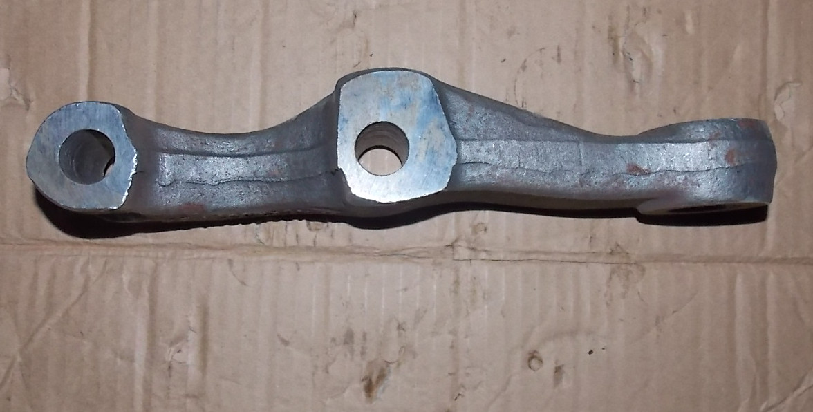 Левая горизонтальная тяга-1