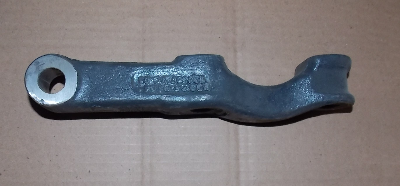 Левая костяшка руки