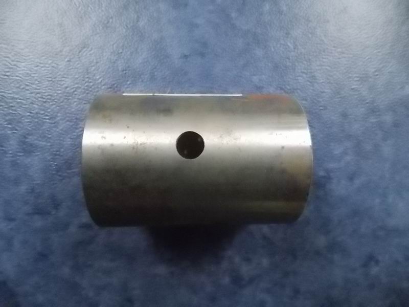 King pin bushing-bottom