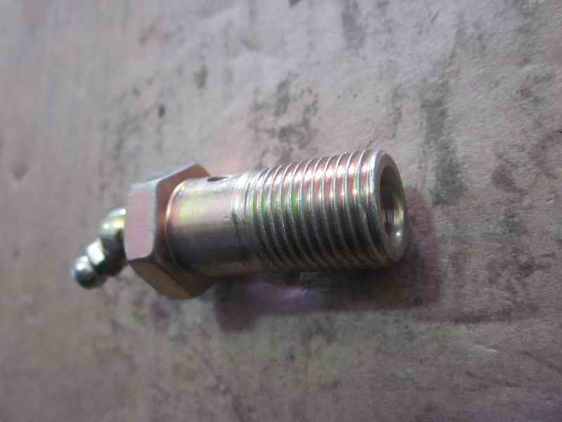 Main pin oil injection bolt; M16*1.5; total length 38; pole length 30-1