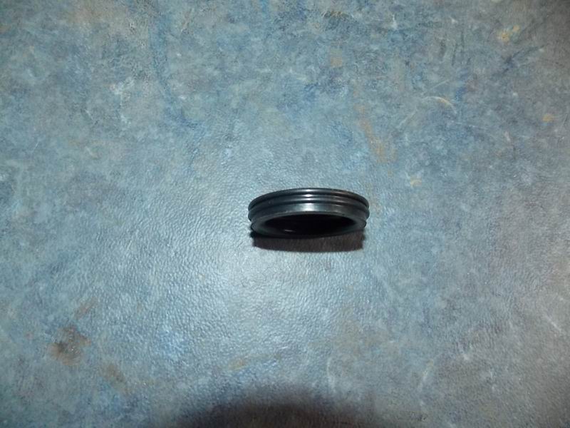 King pin blocking cover-1