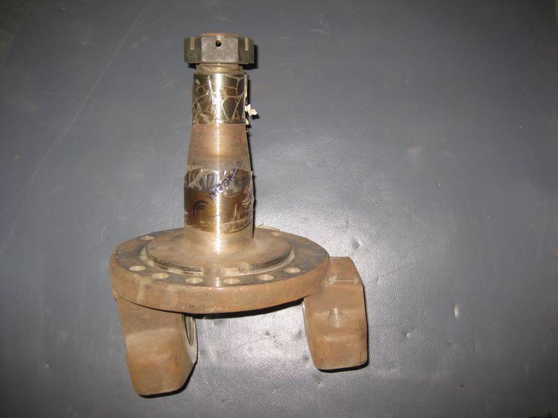 Левый кулак в сборе-1