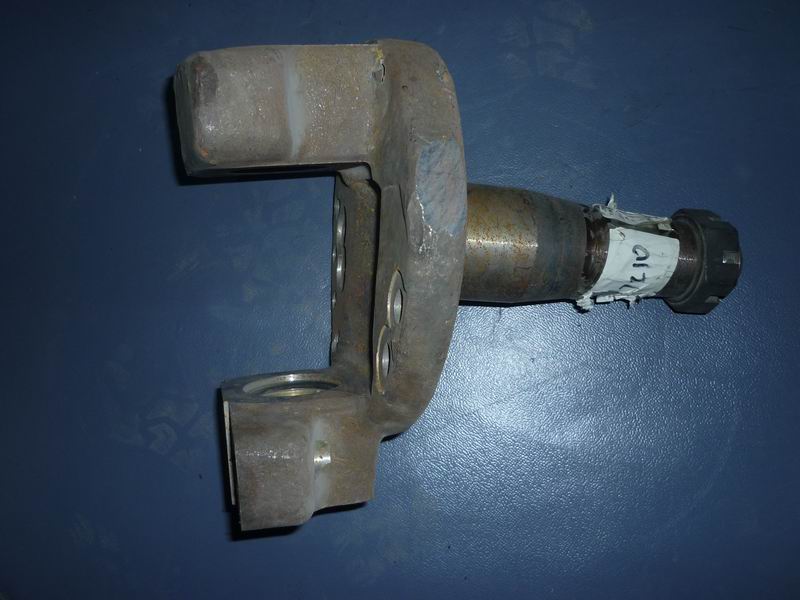 Поворотный кулак правый в сборе-2