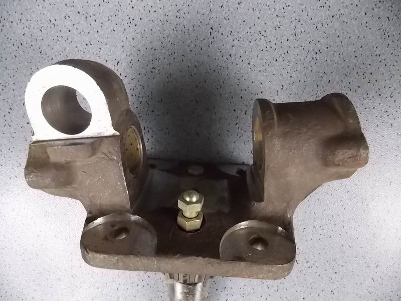 Поворотный кулак правый в сборе-1