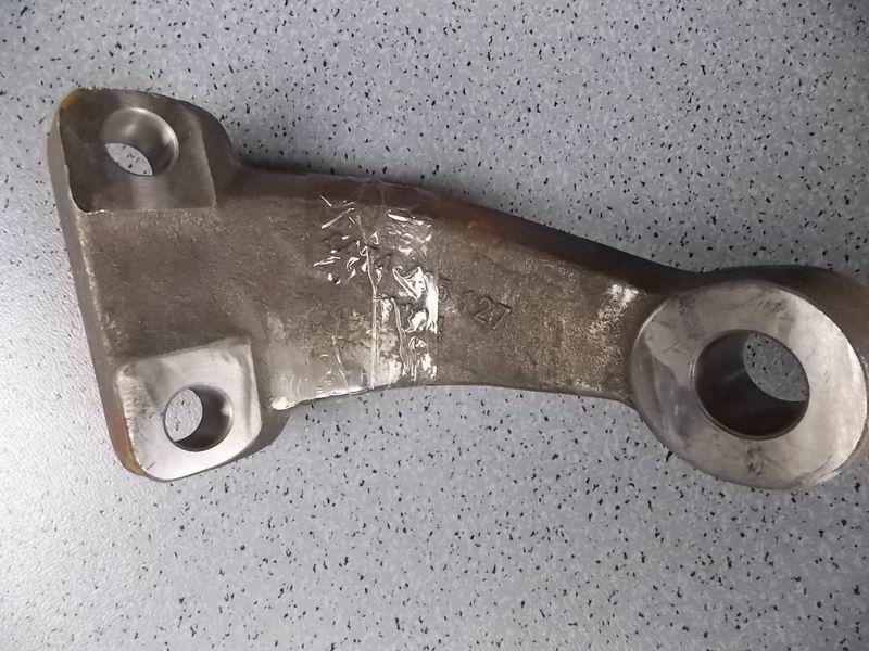 Рычаг рулевого шарнира-1