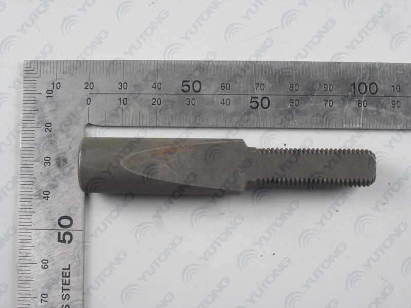 Wedge-shaped locking pin-top; use repair bag 3001-01108