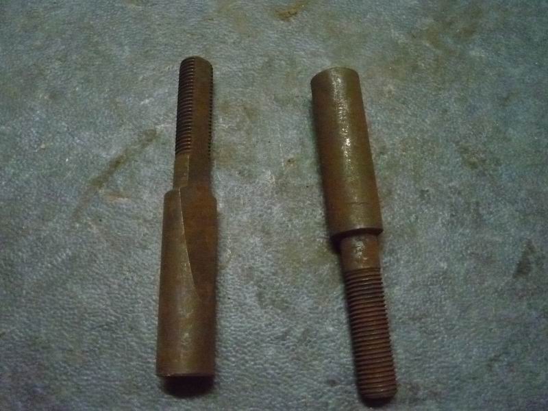 Wedge-shaped locking pin-lower; use repair bag 3001-01108