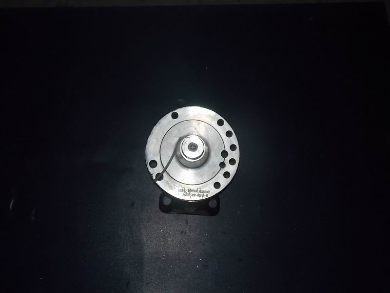 Left knuckle assembly