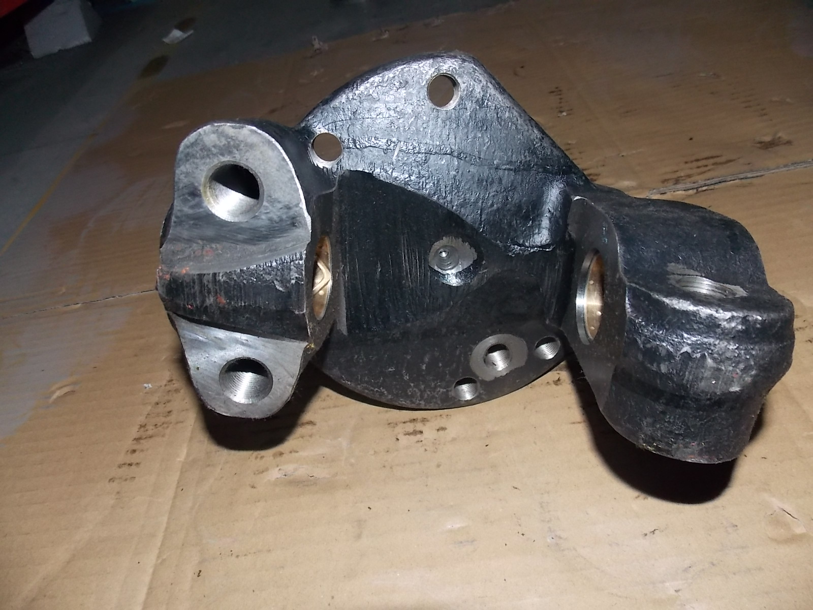 Left knuckle assembly-1