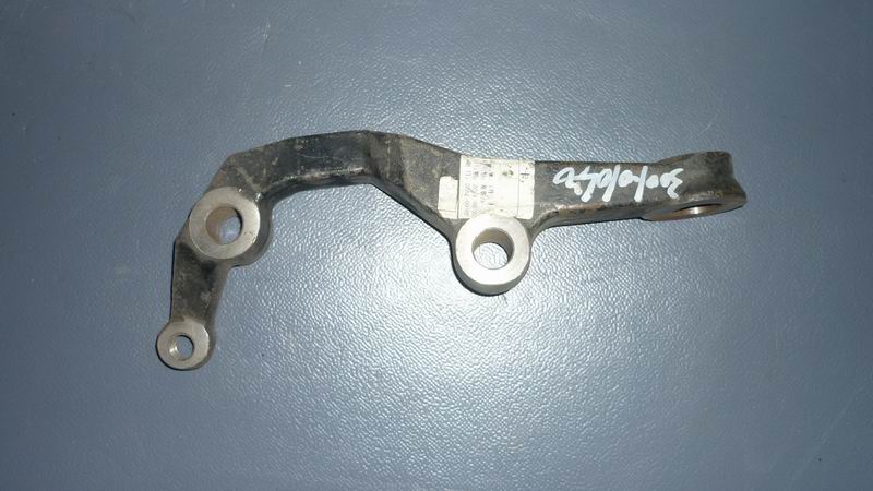 Левая костяшка руки