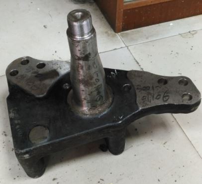 Steering joint (right)-2