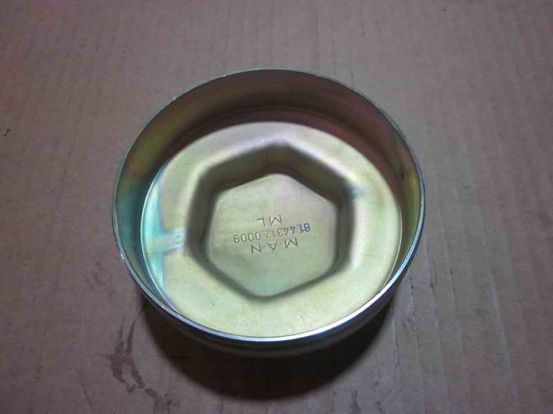 Shaft head cover-1