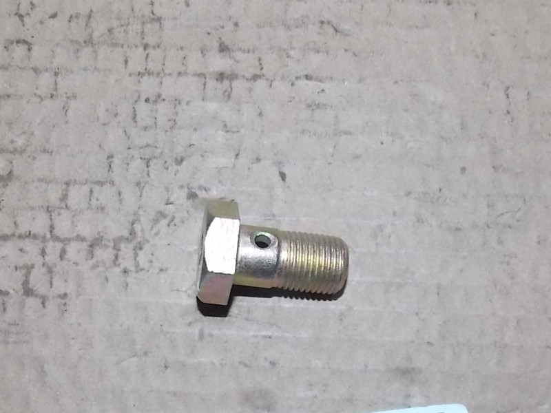 Oil filling screws