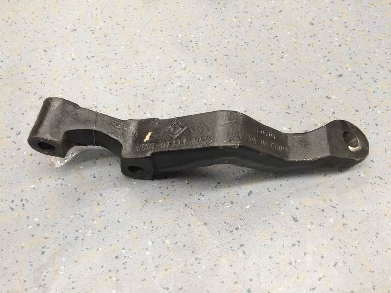 Cross-tie arm, left, 7.5t, 317/big end facing down-1