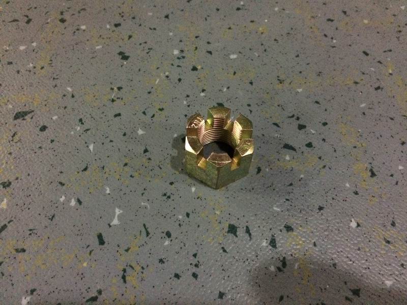 Slot nut-horizontal lever arm