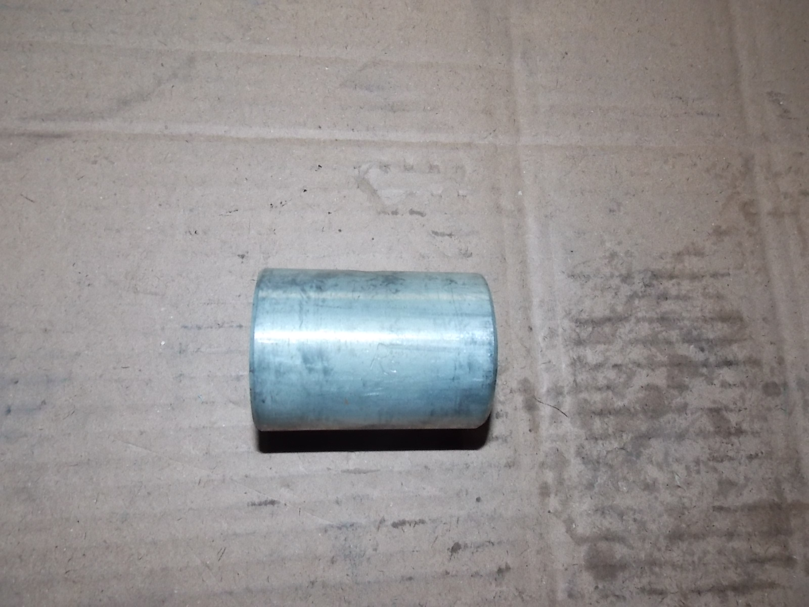 King pin bushing - bottom; used 3001-01647 generation-1
