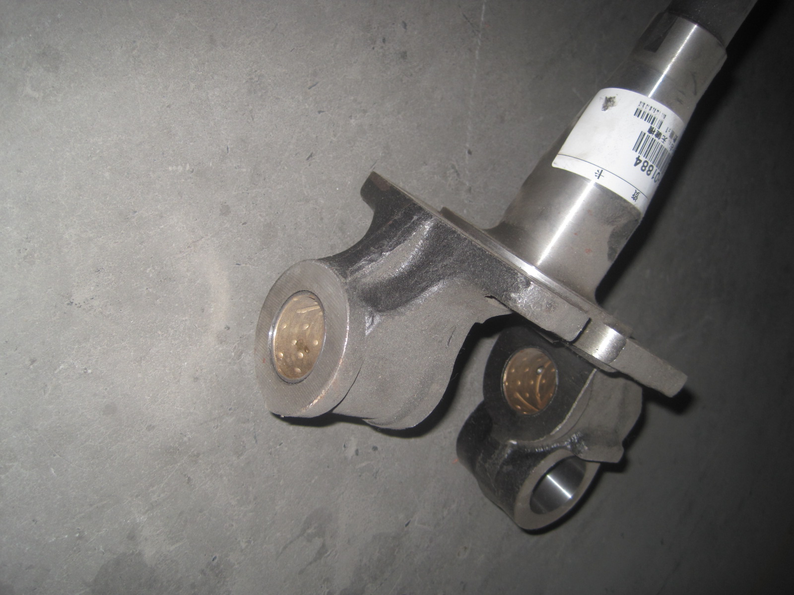 Steering joint assembly-right; no key groove-2