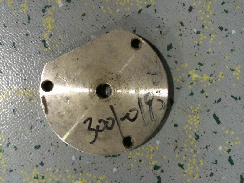 King pin blocking cover