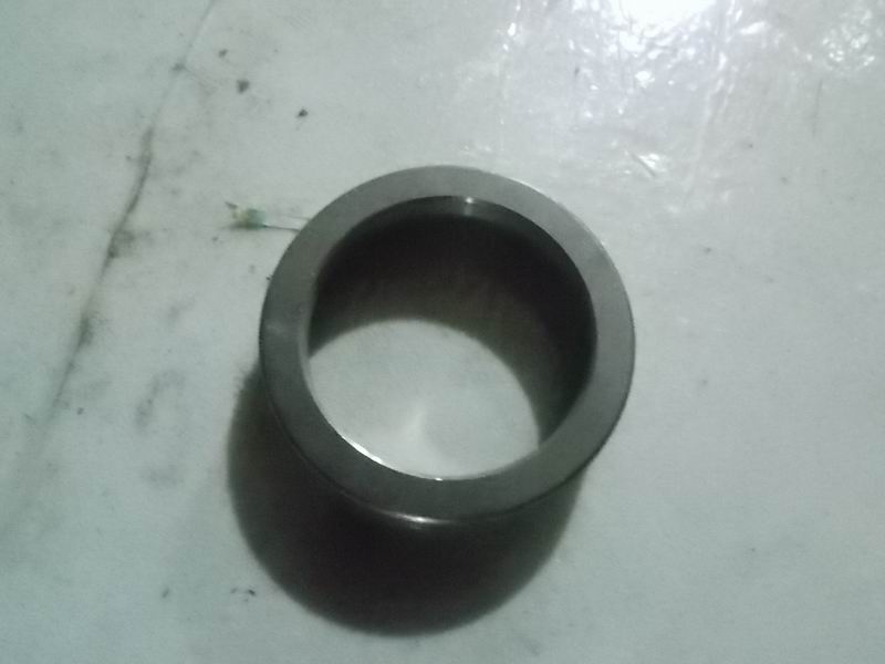 Oil seal seat ring