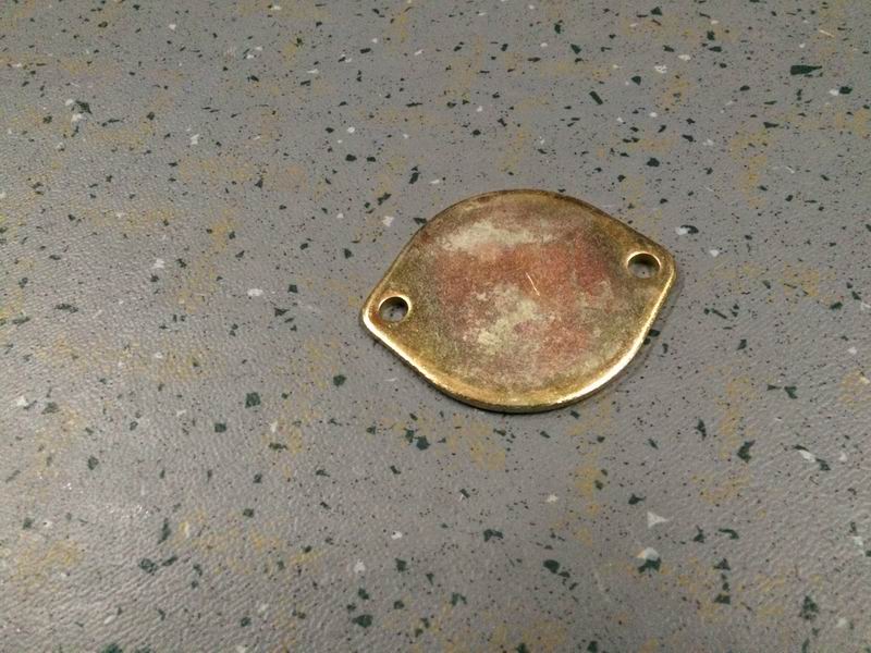 King pin blocking cover