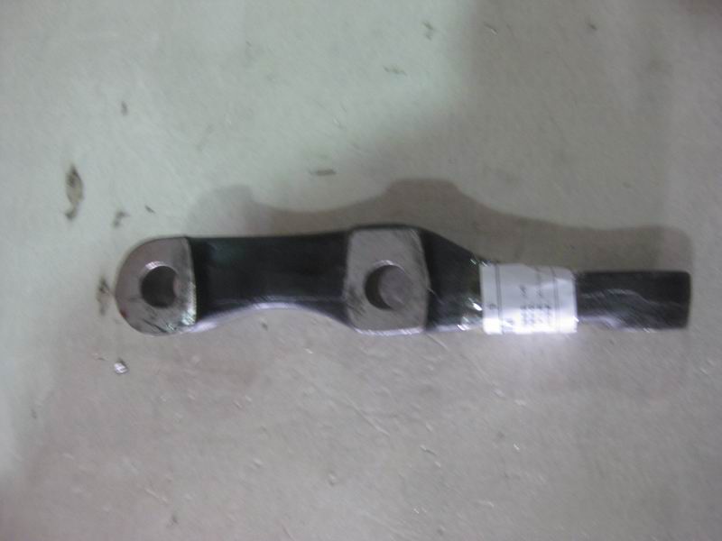 Левая горизонтальная тяга-1