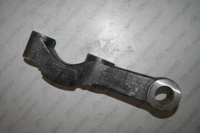 Левая горизонтальная тяга-1