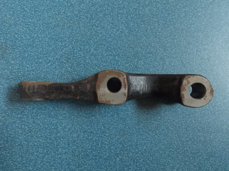 Левая горизонтальная тяга-1