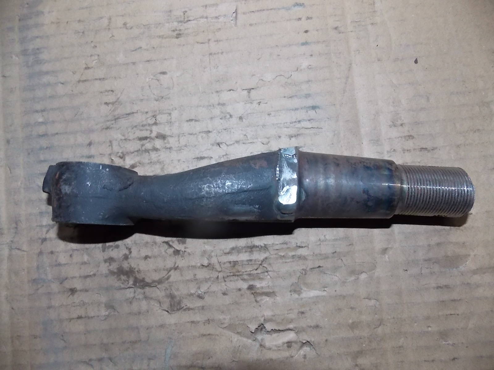 Steering joint arm-right; no key groove-1