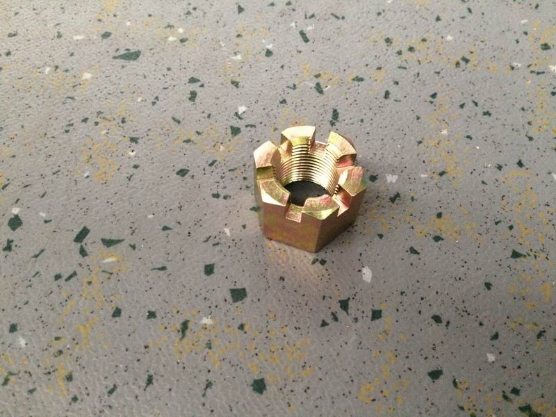 Slot nut-steering joint arm