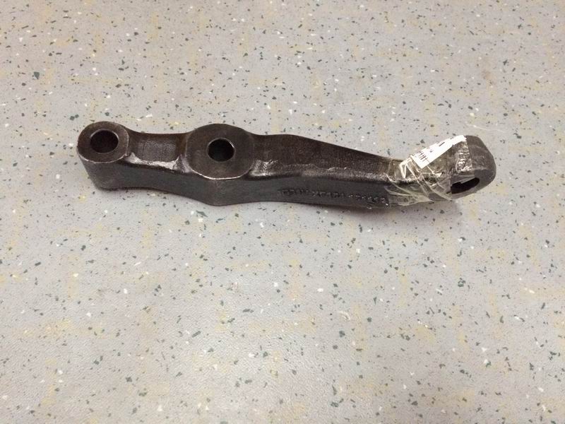 Второй усиленный рулевой шарнир моста Дунфэн в туристическом вагоне.