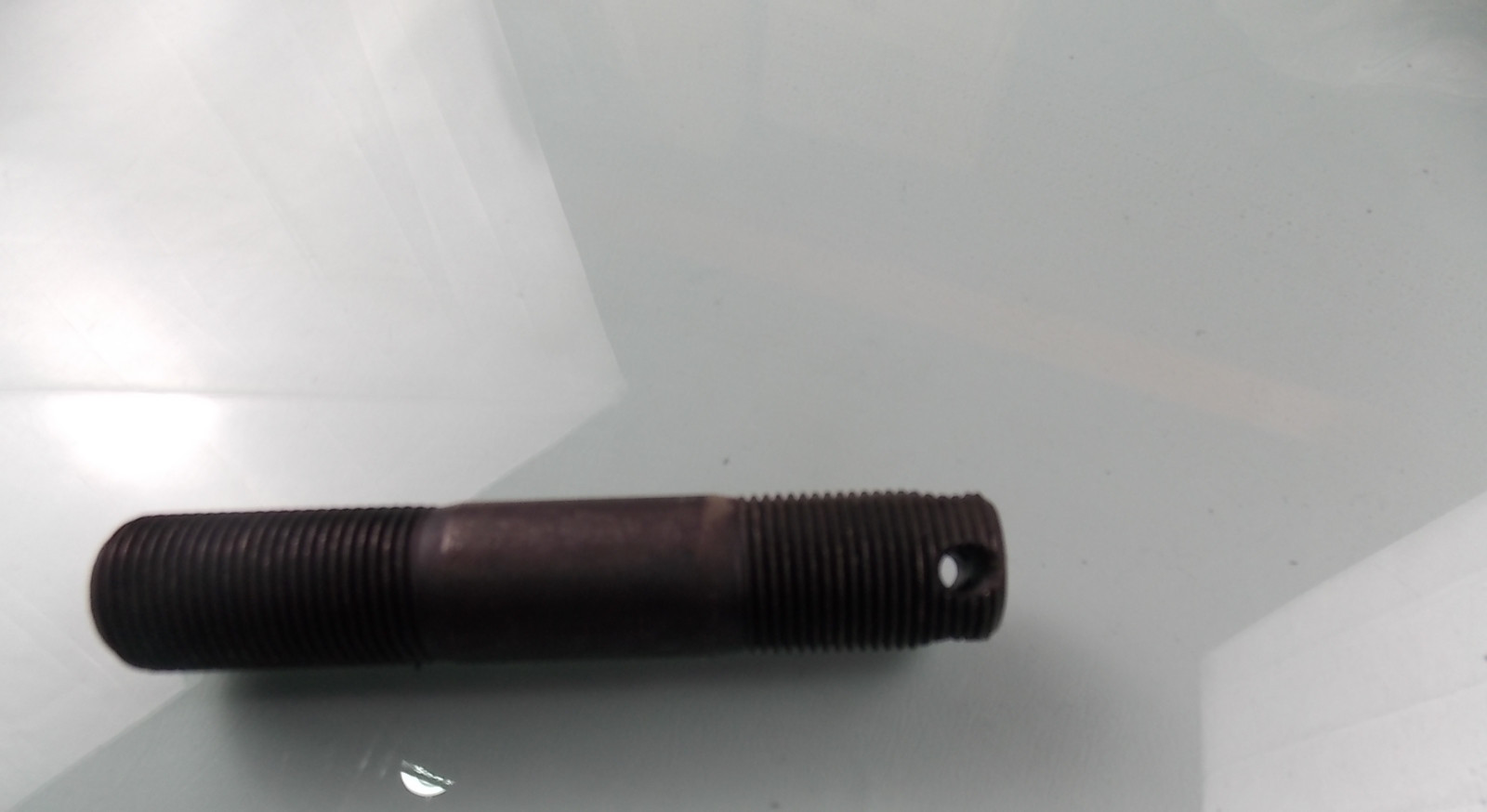 Double-headed bolts-steering joint arm