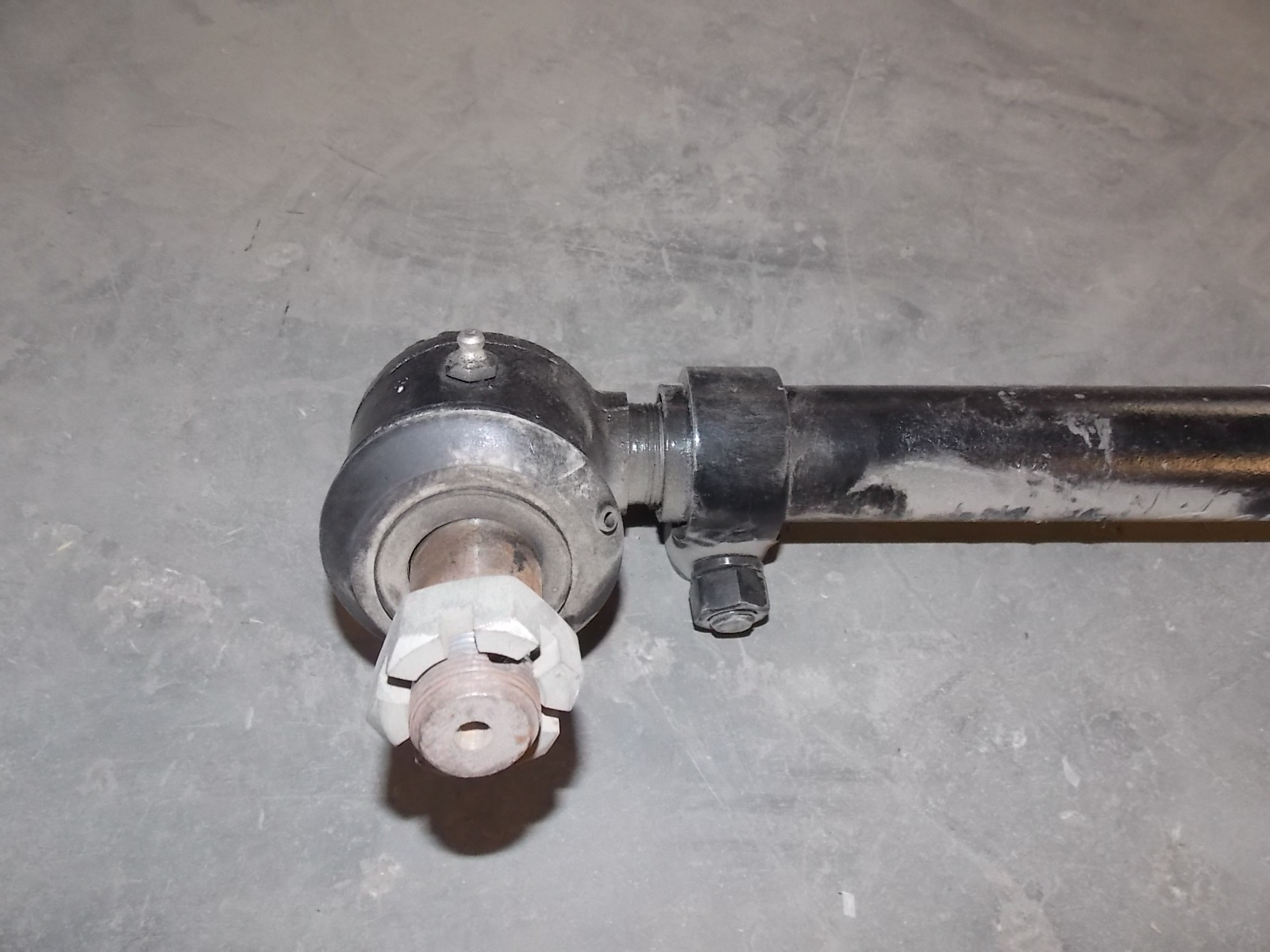 Поперечная тяга в сборе-1