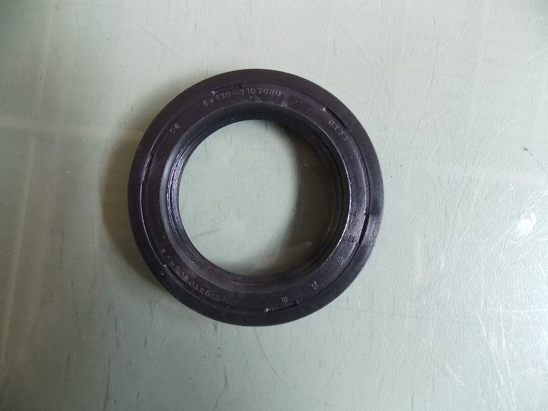 Front wheel oil seal
