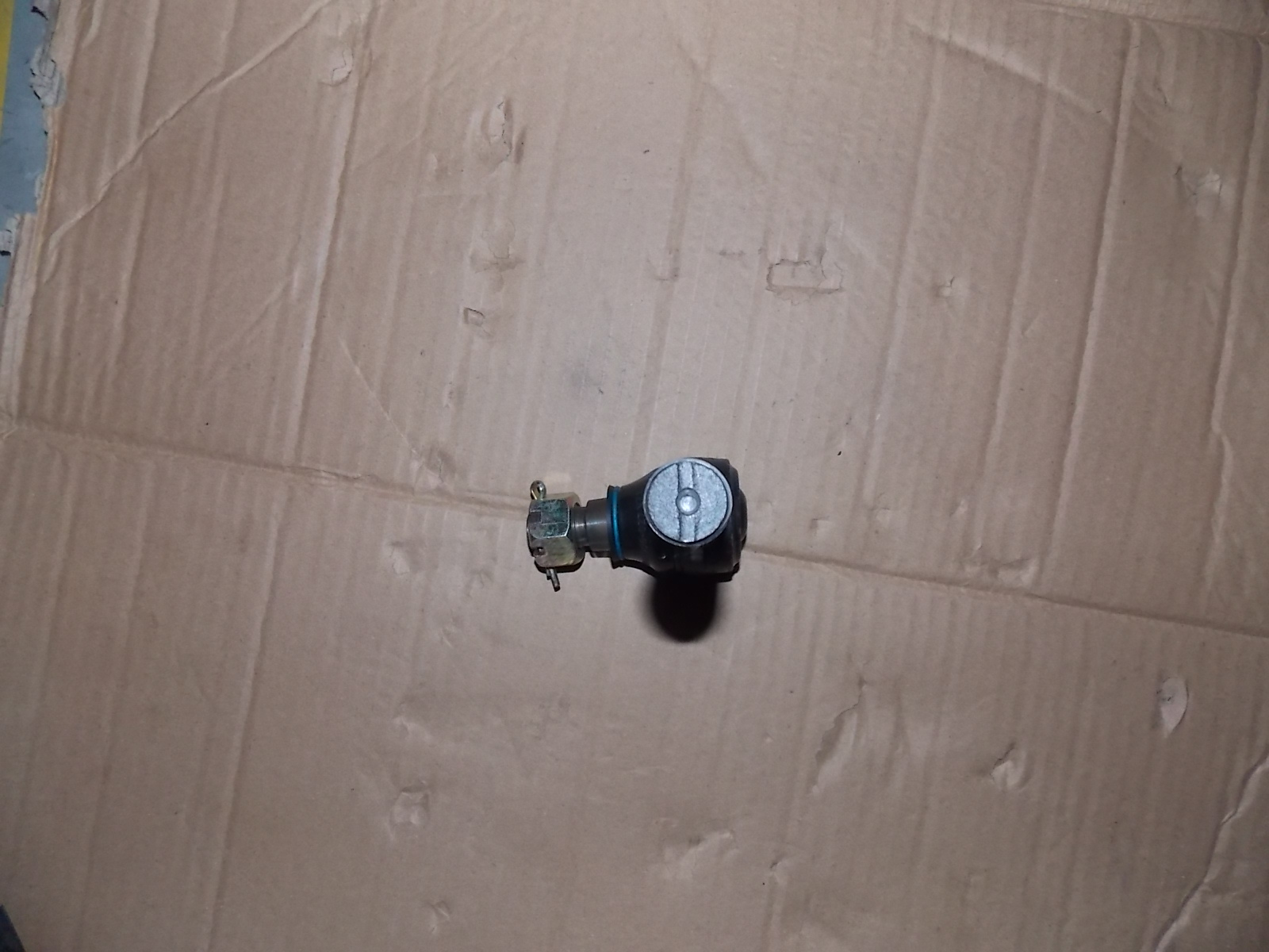 Шаровая головка боковой тяги (короткая)-1