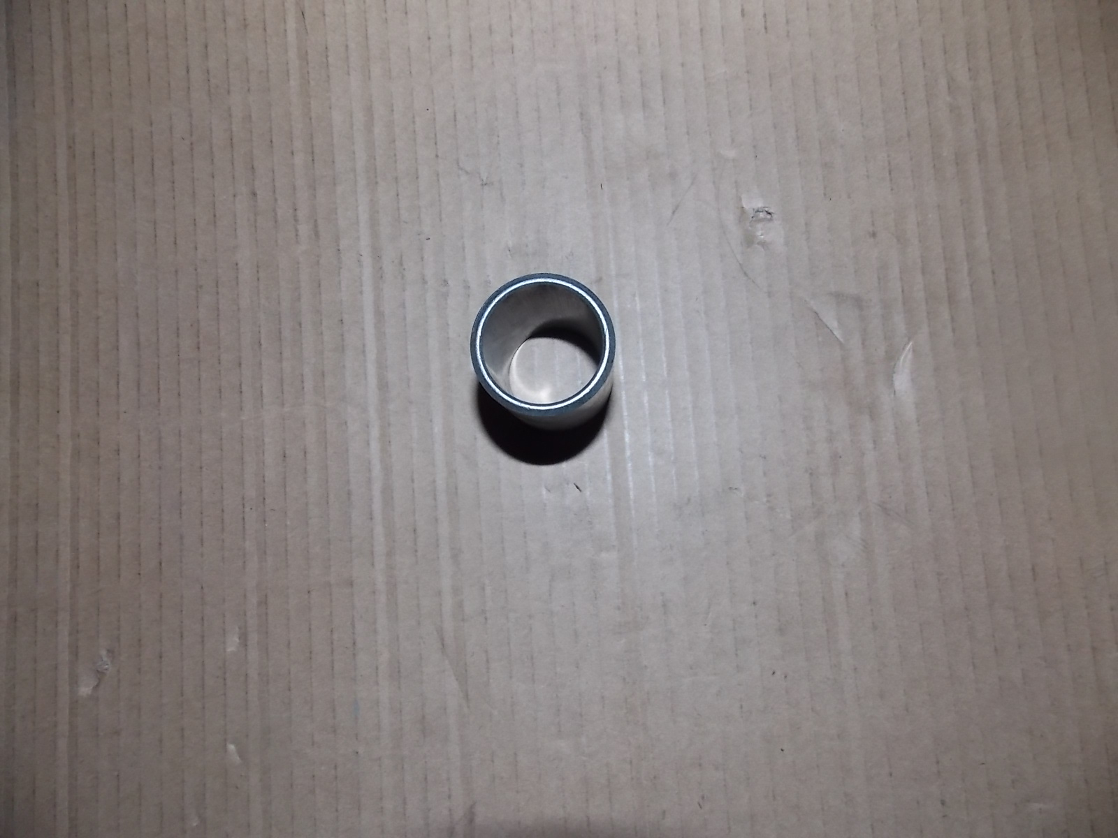 Brake base bushing; inner diameter 40; outer diameter 46; length 18-1