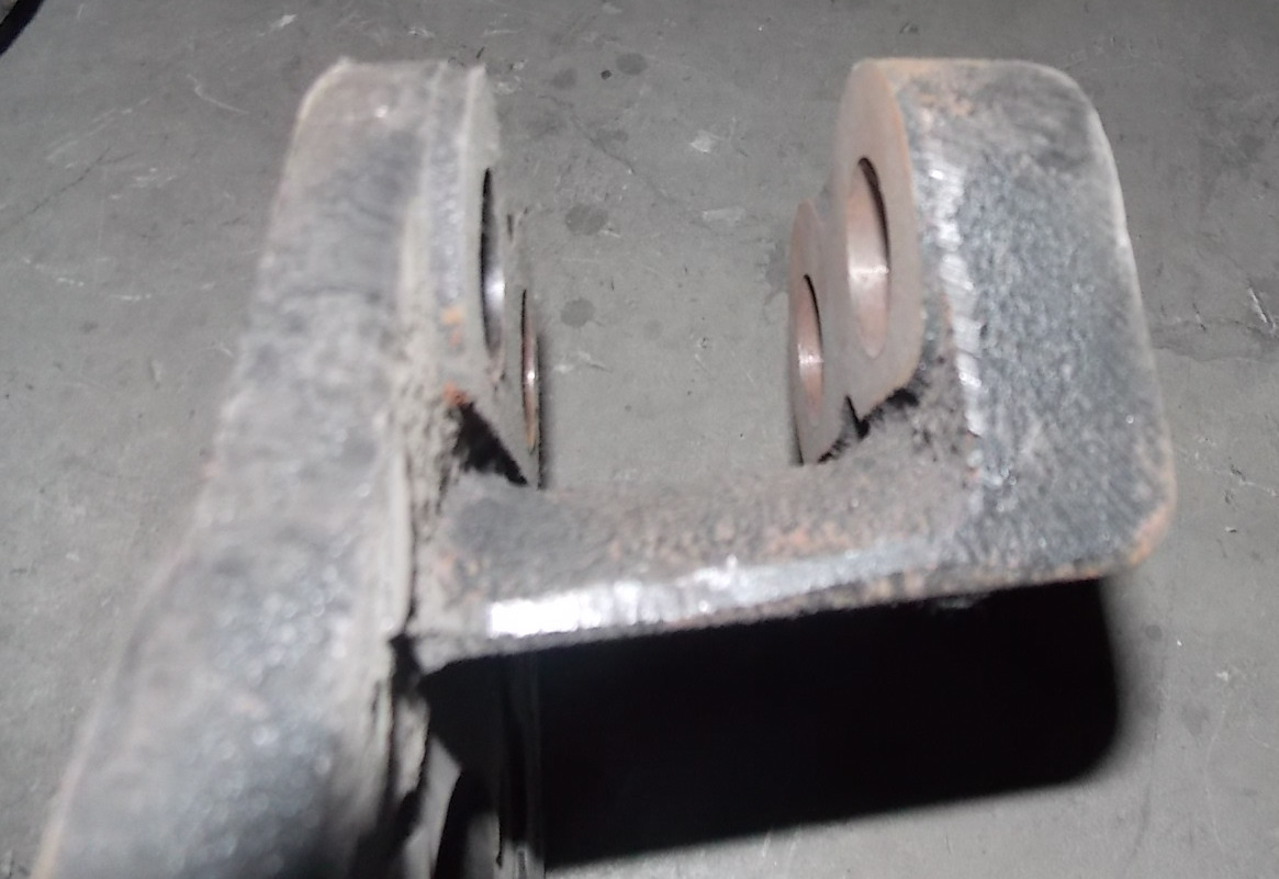 Front brake base plate-right-1