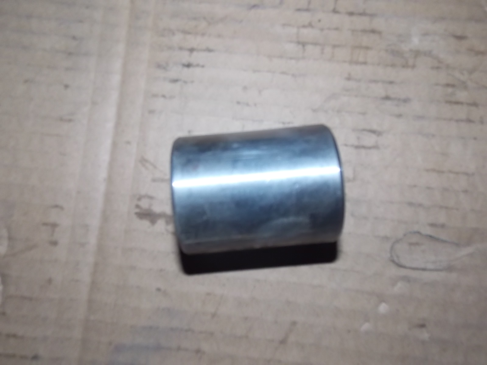 King pin bushing M7