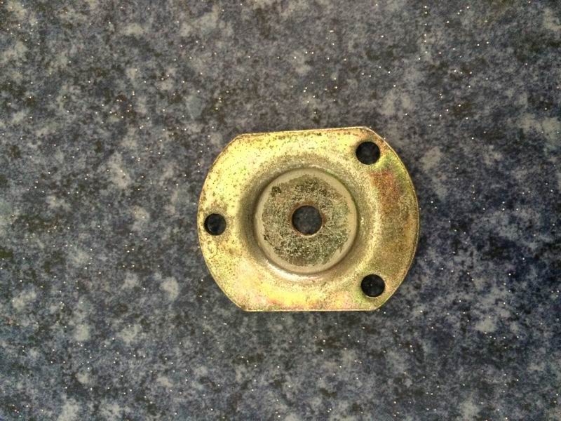 King pin blocking cover