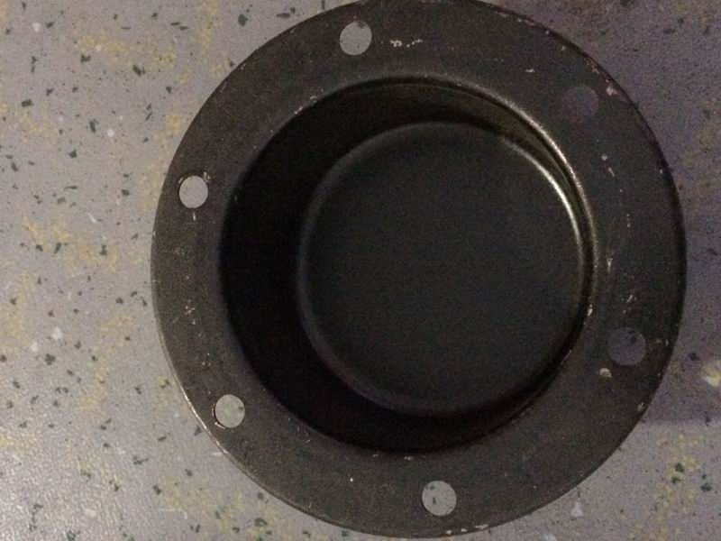 Крышка передней ступицы-1