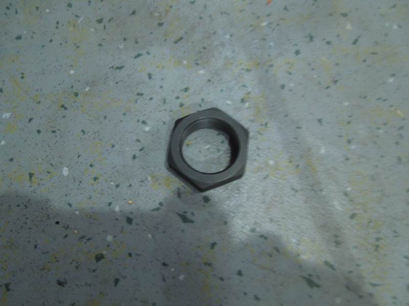 Наружная гайка подшипника ступицы-1