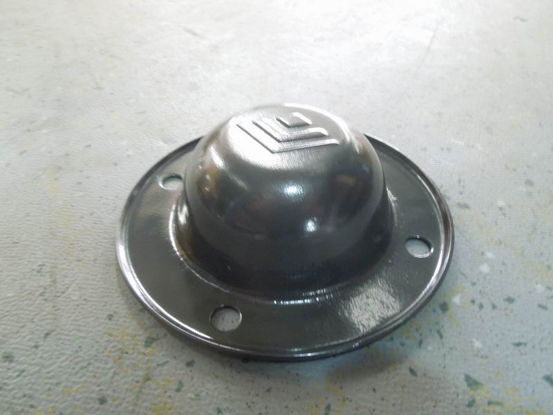 Front hub cover