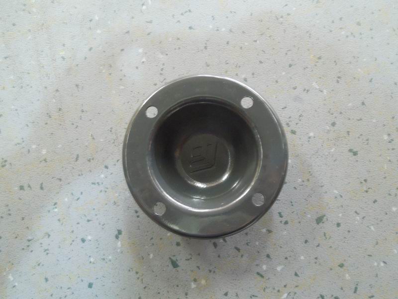 Front hub cover-1