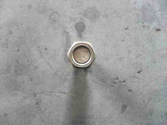 Left rear wheel bolt nut-1