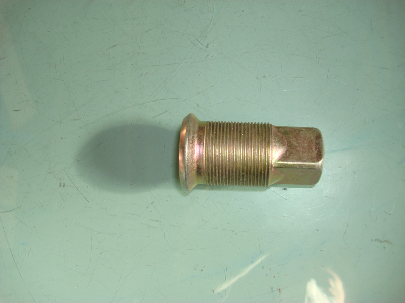 Right rear wheel bolt nut; RB46-1