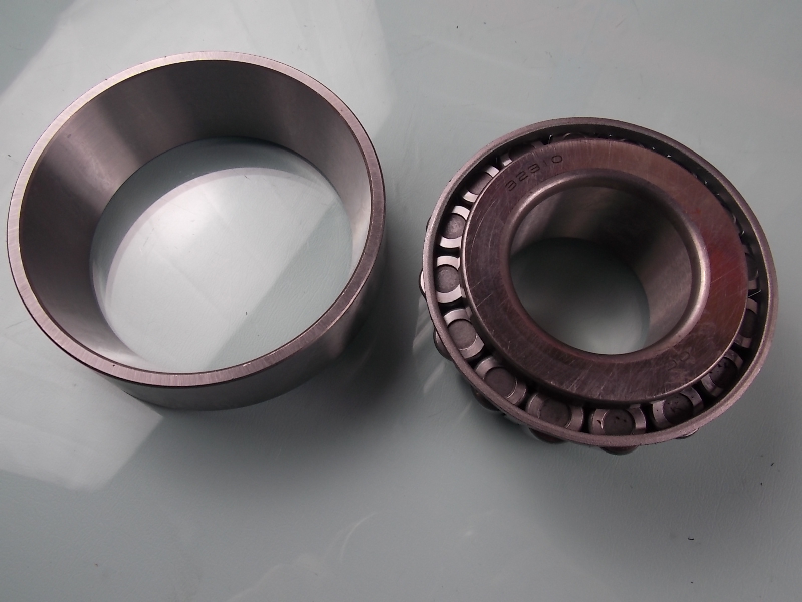 Front hub outer bearing-2